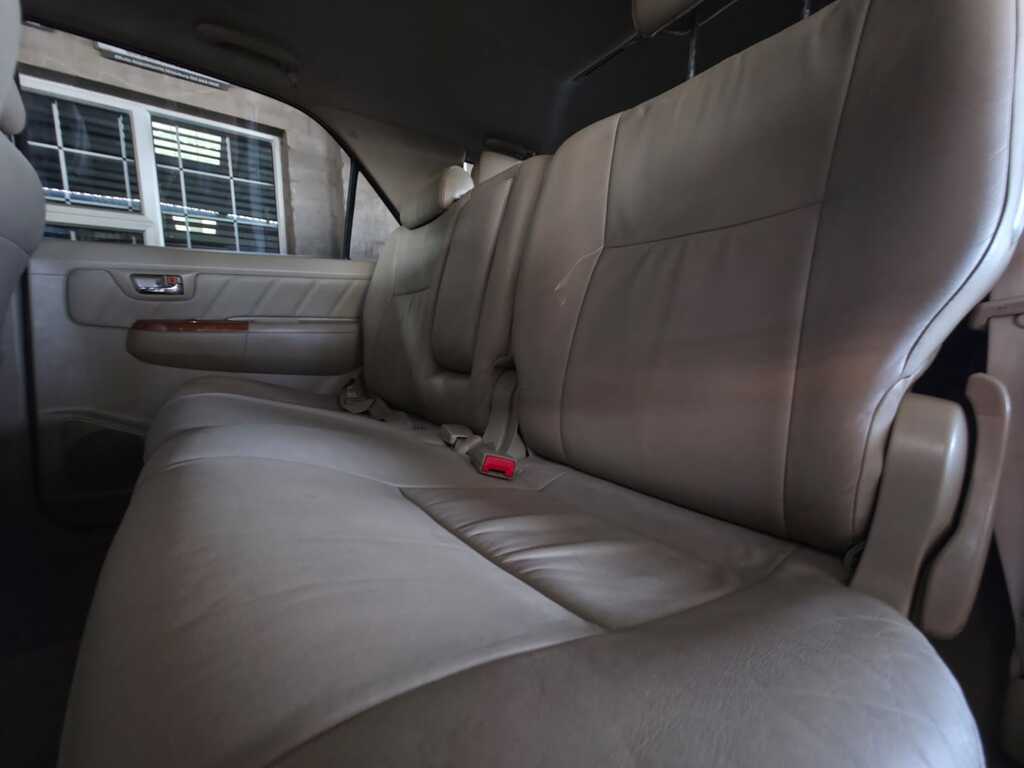 TOYOTA FORTUNER FORTUNER 3.0D-4D 4X4 - 10