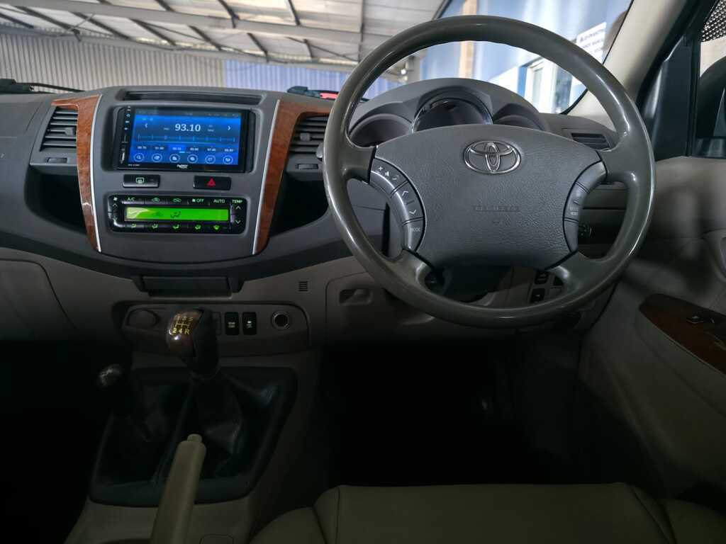TOYOTA FORTUNER FORTUNER 3.0D-4D 4X4 - 12