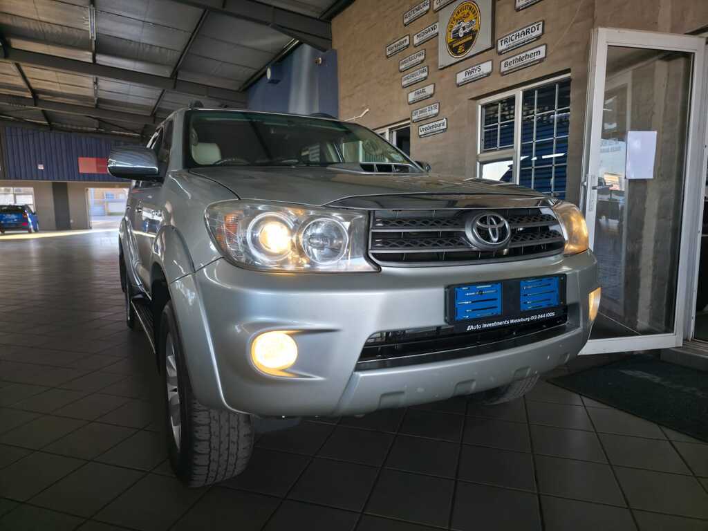 TOYOTA FORTUNER FORTUNER 3.0D-4D 4X4 - 2