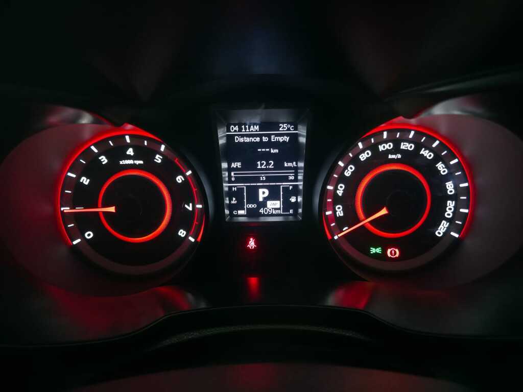 MAHINDRA XUV3XO XUV3XO 1.2T MX2 A/T - 18