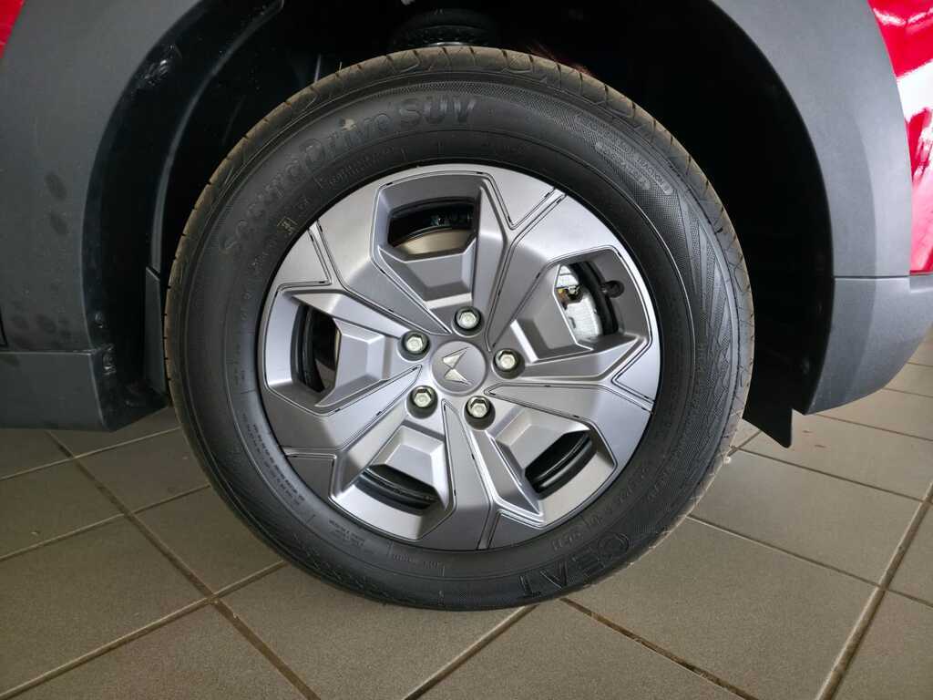 MAHINDRA XUV3XO XUV3XO 1.2T MX2 A/T - 7