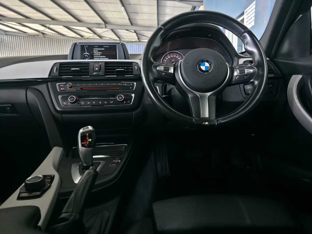 BMW 3 SERIES 320i M SPORT A/T (F30)