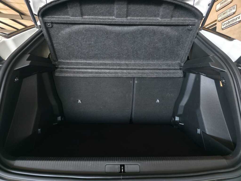 PEUGEOT 2008 2008 1.2T ALLURE A/T - 11