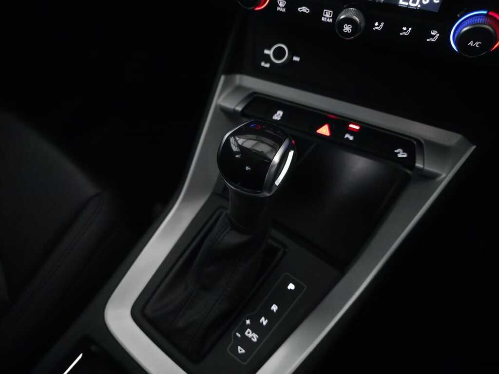 AUDI Q3 Q3 35 TFSI S TRONIC