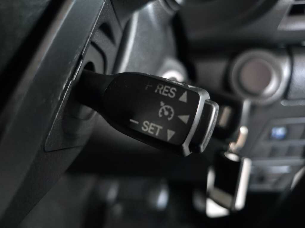 TOYOTA HILUX HILUX 2.4 GD-6 RAIDER 4X4 P/U S/C