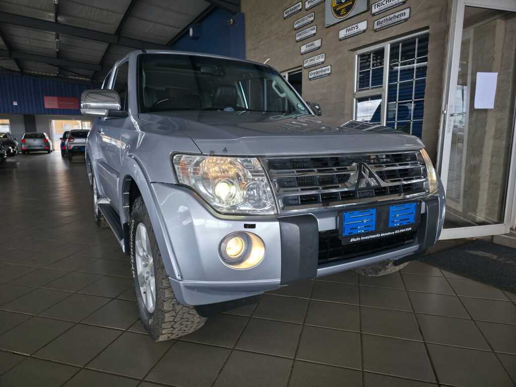 MITSUBISHI PAJERO PAJERO 3.2 Di - Dc GLS SWB A/T - 2