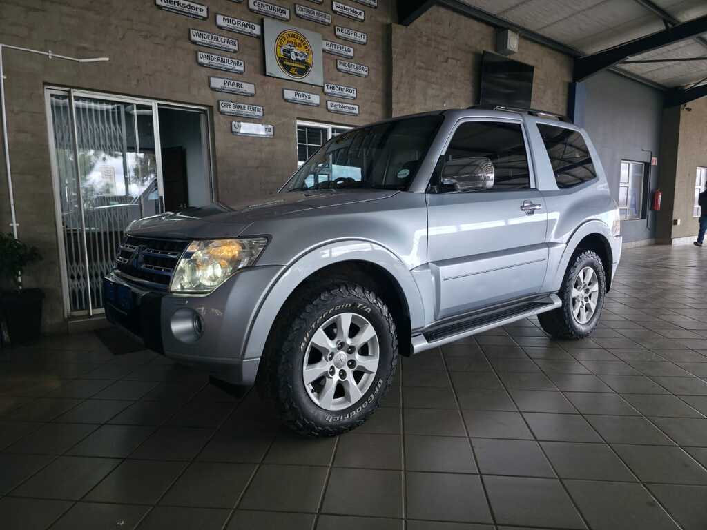 MITSUBISHI PAJERO PAJERO 3.2 Di - Dc GLS SWB A/T - 3