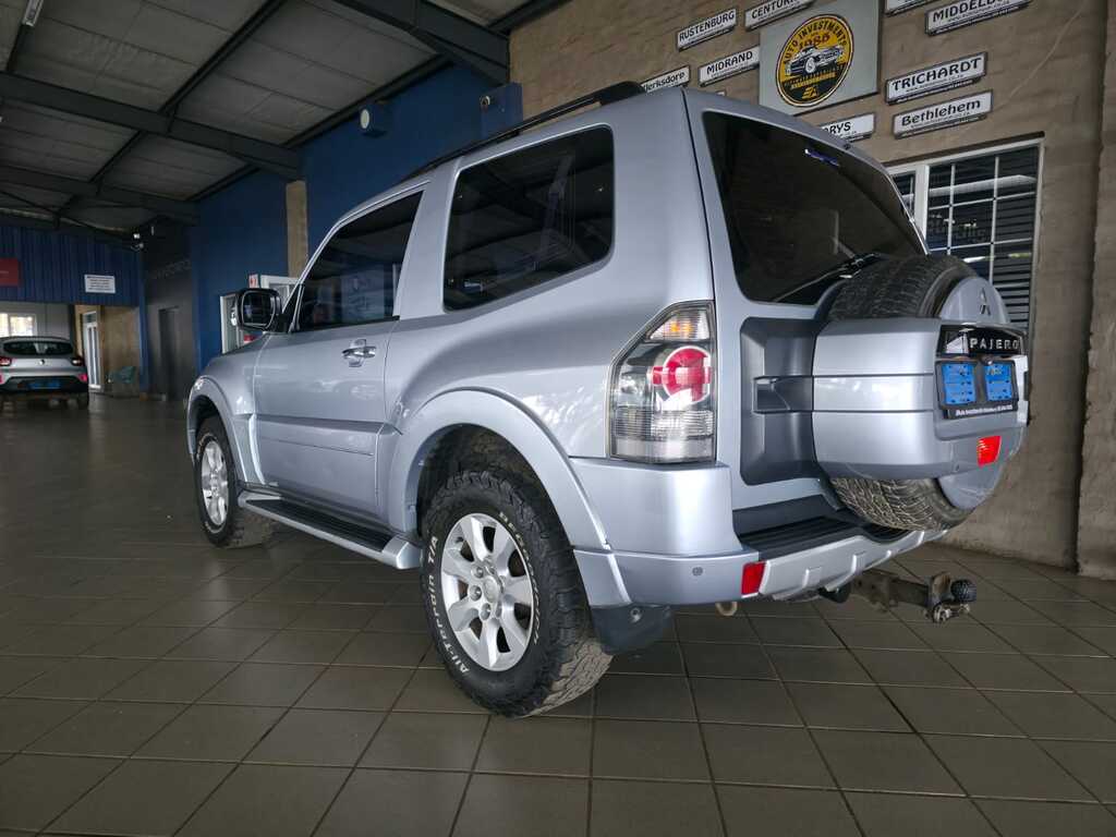 MITSUBISHI PAJERO PAJERO 3.2 Di - Dc GLS SWB A/T - 4
