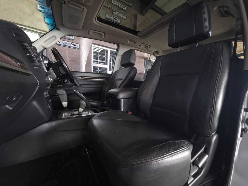 MITSUBISHI PAJERO PAJERO 3.2 Di - Dc GLS SWB A/T - 8