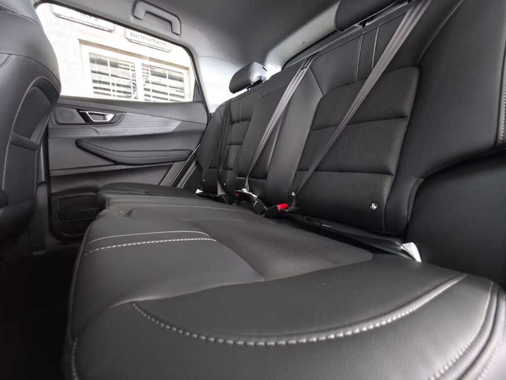 CHERY TIGGO 4 TIGGO 4 PRO 1.5 COMFORT CVT - 8