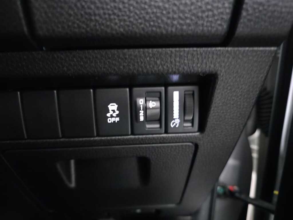 ISUZU D-MAX D-MAX 3.0 Ddi LS 4X4 A/T D/C P/U