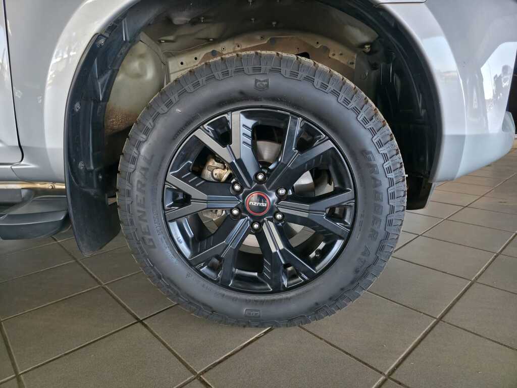 ISUZU D-MAX D-MAX 3.0 Ddi LS 4X4 A/T D/C P/U