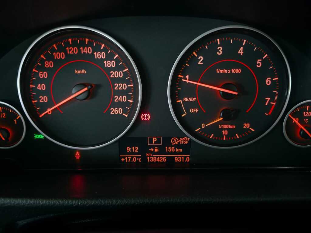 BMW 3 SERIES 318i A/T (F30)