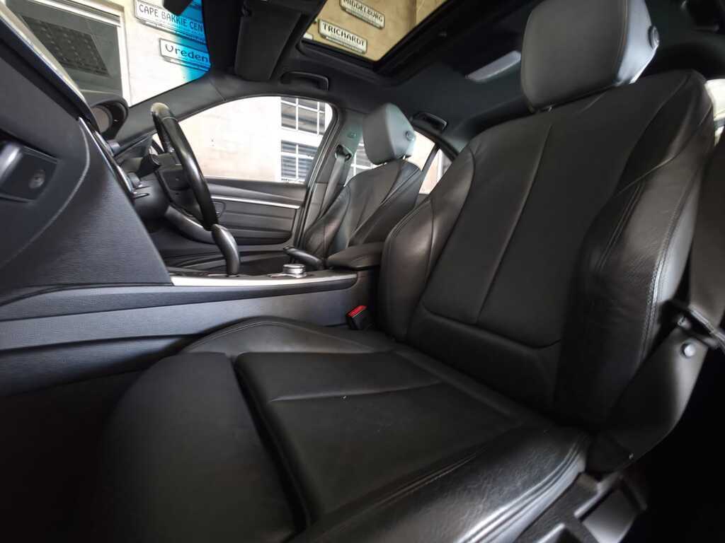 BMW 3 SERIES 318i A/T (F30)