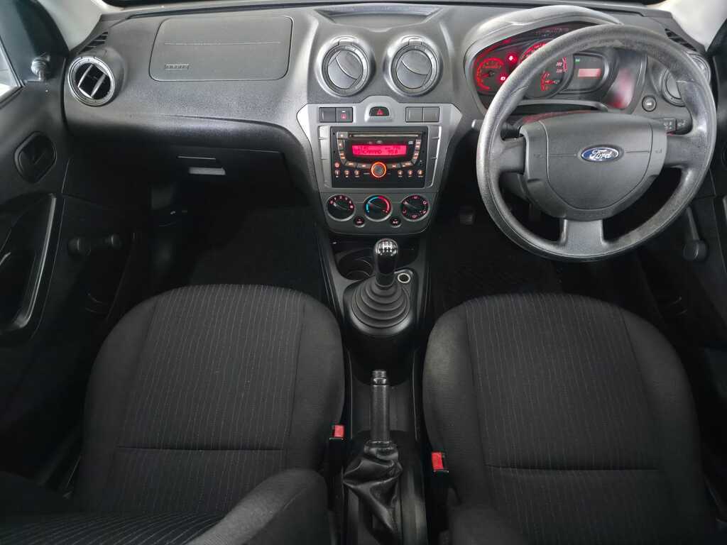 FORD FIGO FIGO 1.4 AMBIENTE - 9