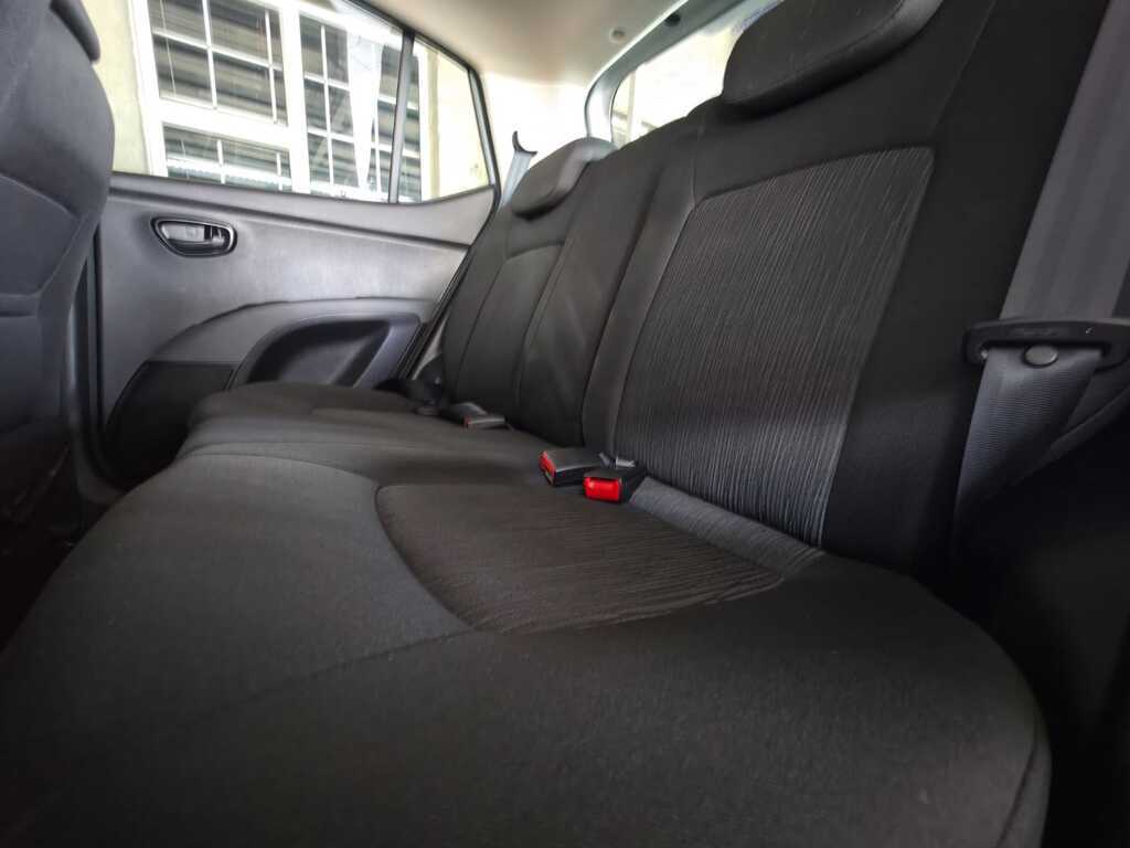 HYUNDAI i10 i10 1.1 GLS/MOTION - 10