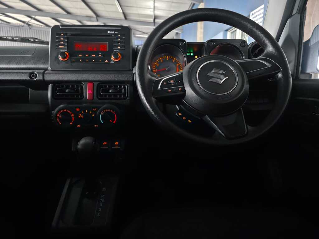 SUZUKI JIMNY JIMNY 1.5 GL A/T - 12