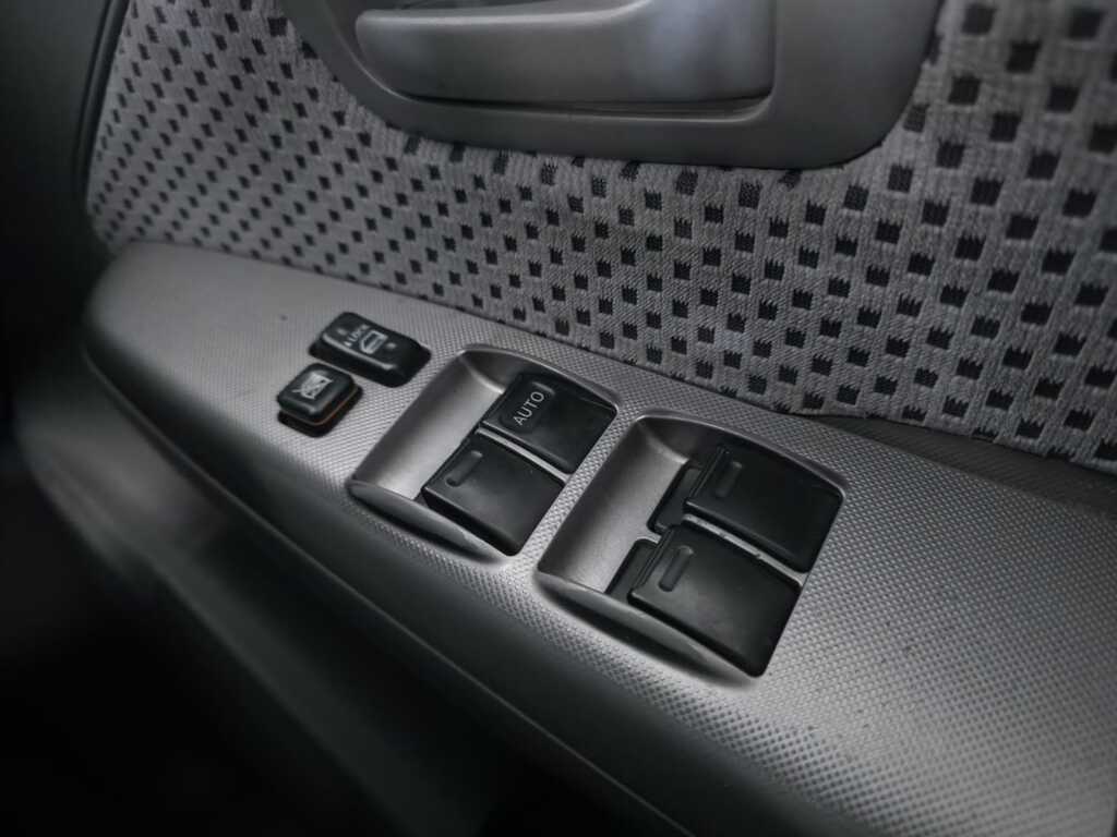 TOYOTA HILUX HILUX 3.0D-4D RAIDER 4X4 P/U D/C