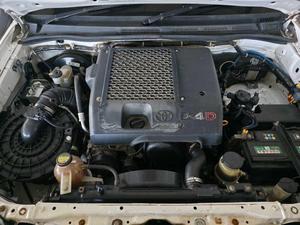 TOYOTA HILUX HILUX 3.0D-4D RAIDER 4X4 P/U D/C