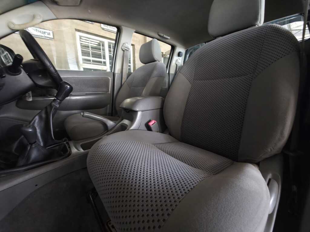 TOYOTA HILUX HILUX 3.0D-4D RAIDER 4X4 P/U D/C