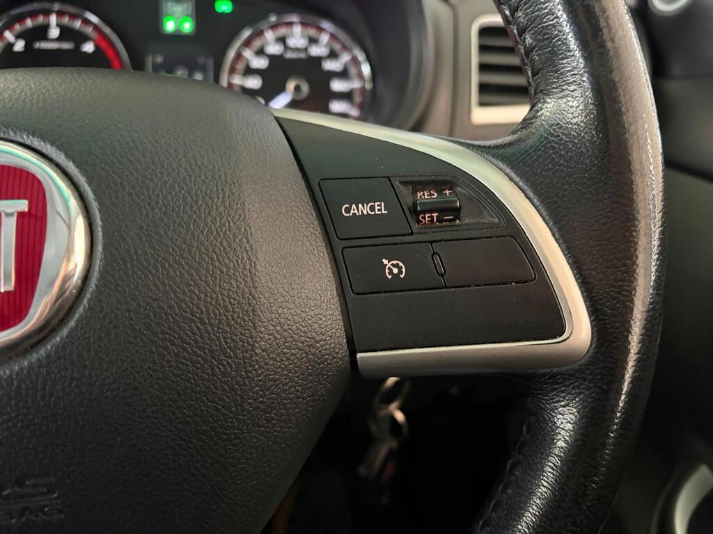FIAT FULLBACK FULLBACK 2.4 Di-D 4X4 A/T P/U D/C