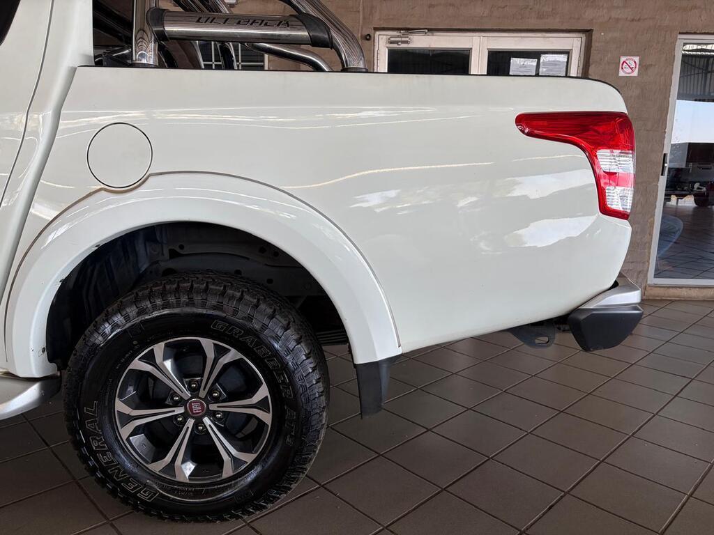 FIAT FULLBACK FULLBACK 2.4 Di-D 4X4 A/T P/U D/C
