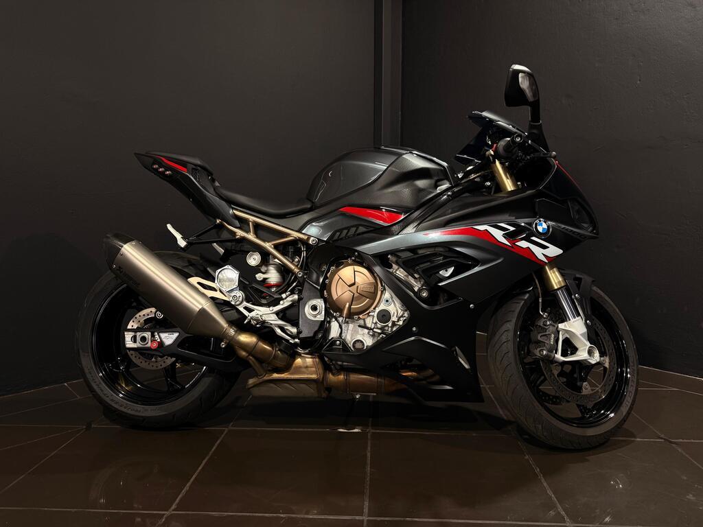 BMW S1000RR (152 kW)