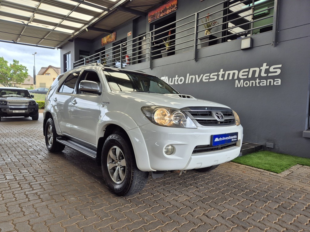 TOYOTA FORTUNER FORTUNER 3.0D-4D 4X4 - 1