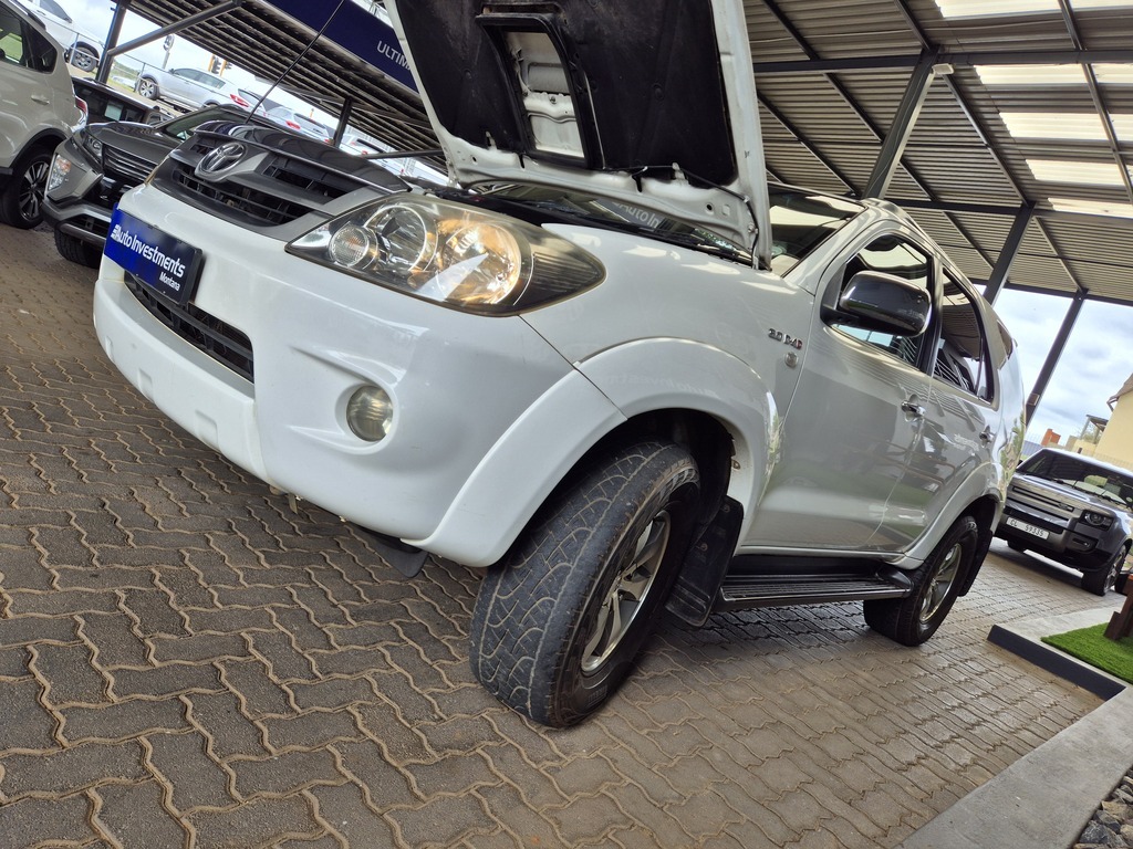 TOYOTA FORTUNER FORTUNER 3.0D-4D 4X4 - 17
