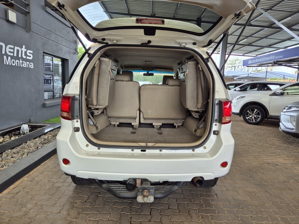 TOYOTA FORTUNER FORTUNER 3.0D-4D 4X4 - 6