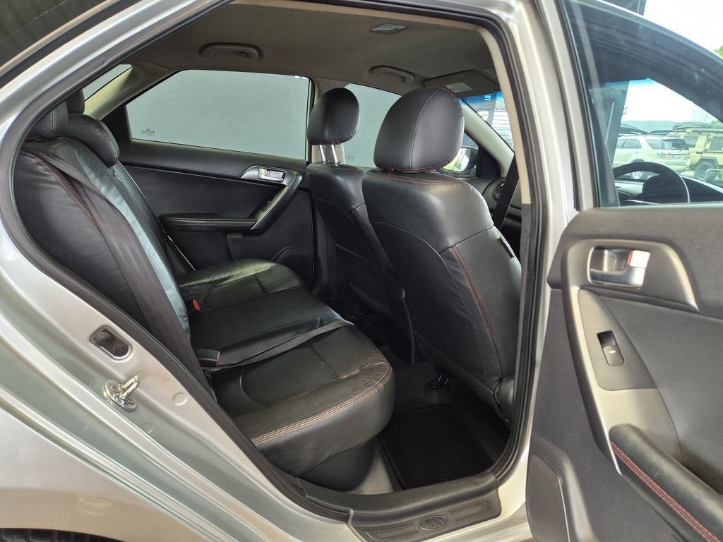 KIA CERATO CERATO 2.0 5DR A/T - 7