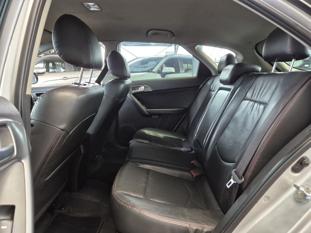 KIA CERATO CERATO 2.0 5DR A/T - 8