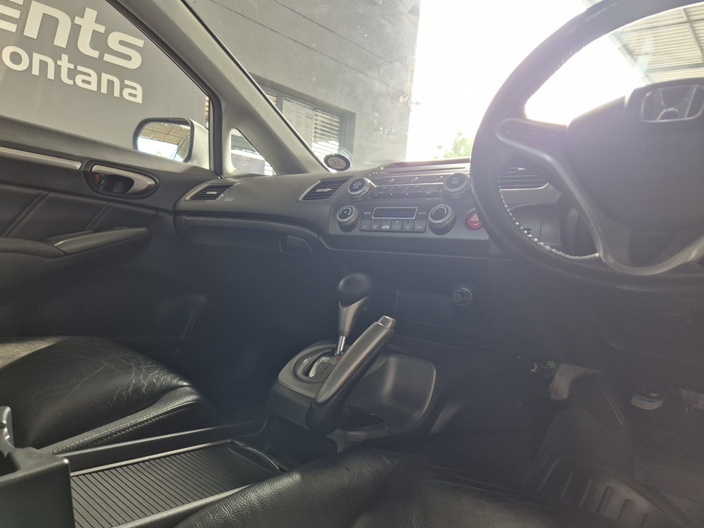 HONDA CIVIC CIVIC 1.8 VXi A/T - 15