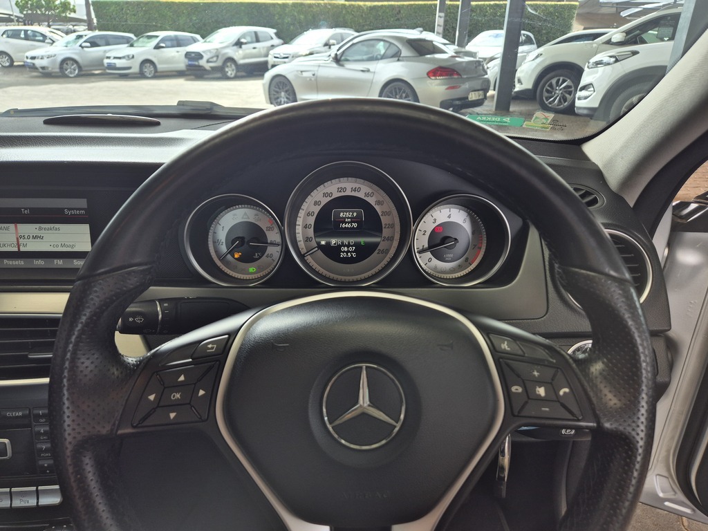 MERCEDES-BENZ C CLASS SEDAN C200 BE AVANTGARDE A/T - 12