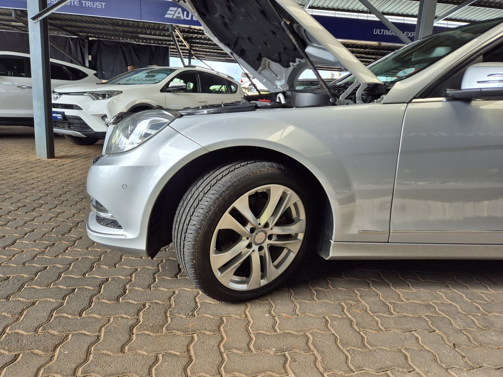 MERCEDES-BENZ C CLASS SEDAN C200 BE AVANTGARDE A/T - 16