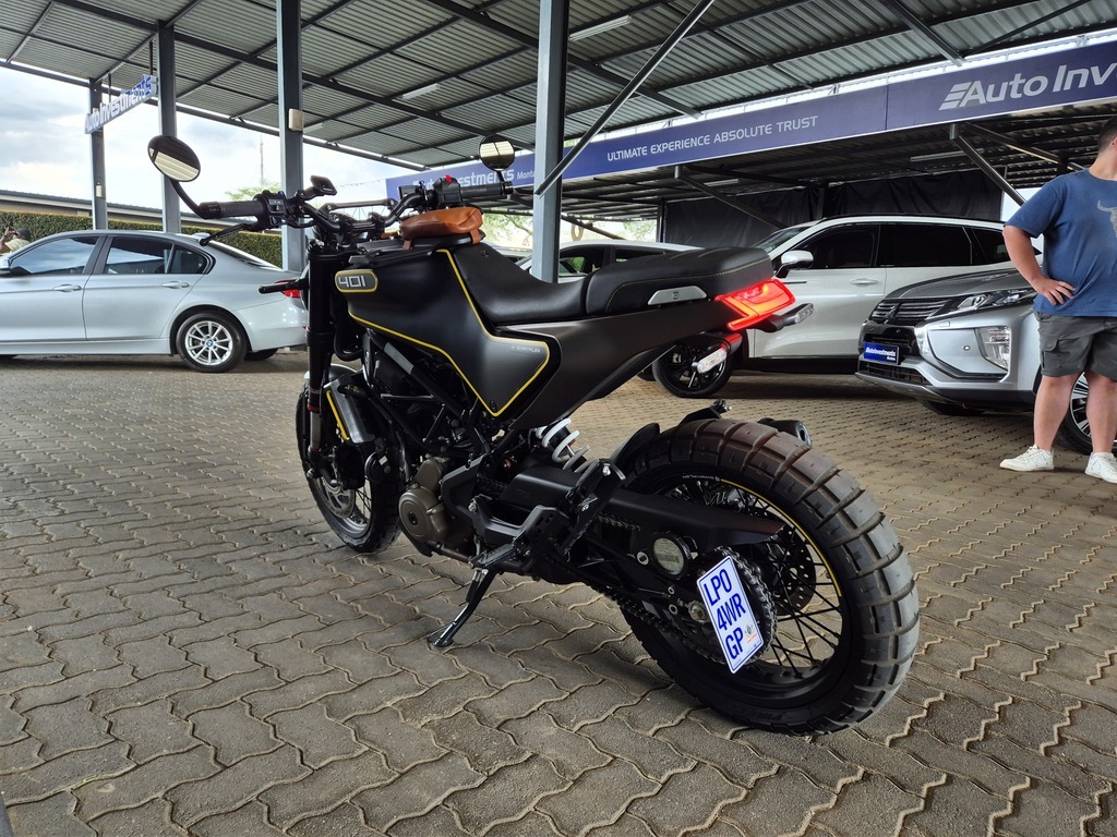 HUSQVARNA TE 401 SVARTPILEN - 4