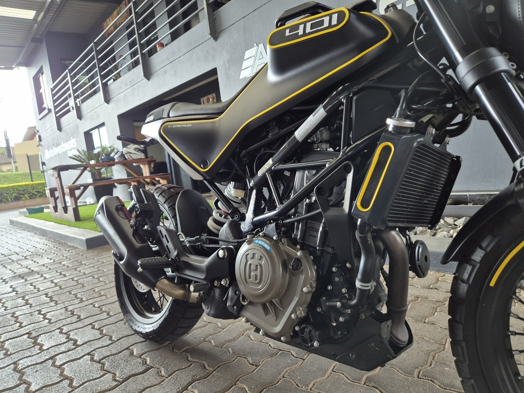 HUSQVARNA TE 401 SVARTPILEN - 8