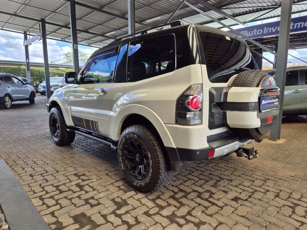 MITSUBISHI PAJERO PAJERO 3.8 V6 GLS SWB A/T - 4