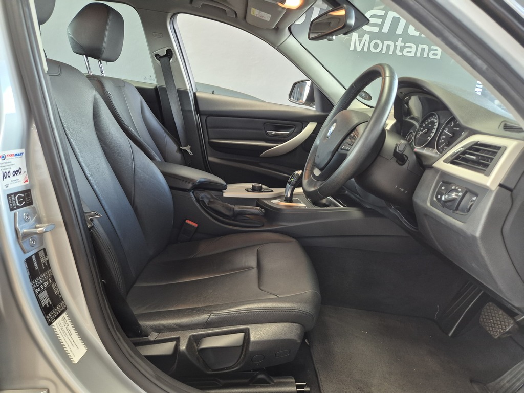 BMW 3 SERIES 320i  A/T (F30) - 11