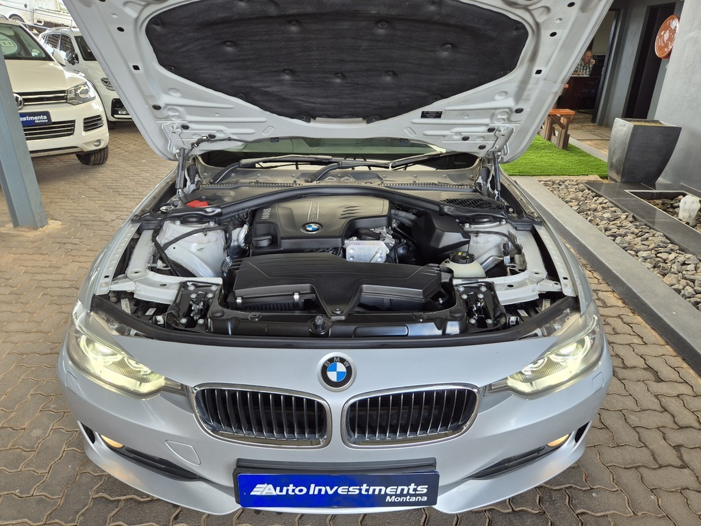 BMW 3 SERIES 320i  A/T (F30) - 18