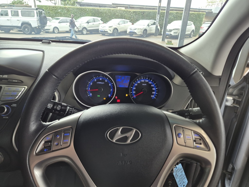 HYUNDAI IX35 iX35 2.0 GLS/EXECUTIVE A/T - 12