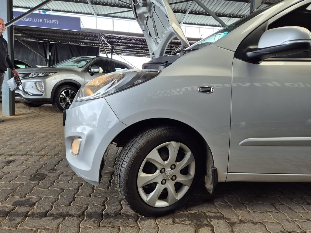 HYUNDAI I10 i10 1.25 GLS/FLUID - 16