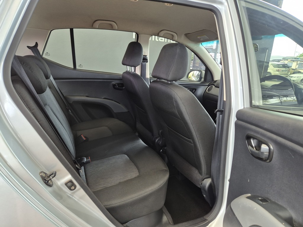 HYUNDAI I10 i10 1.25 GLS/FLUID - 7