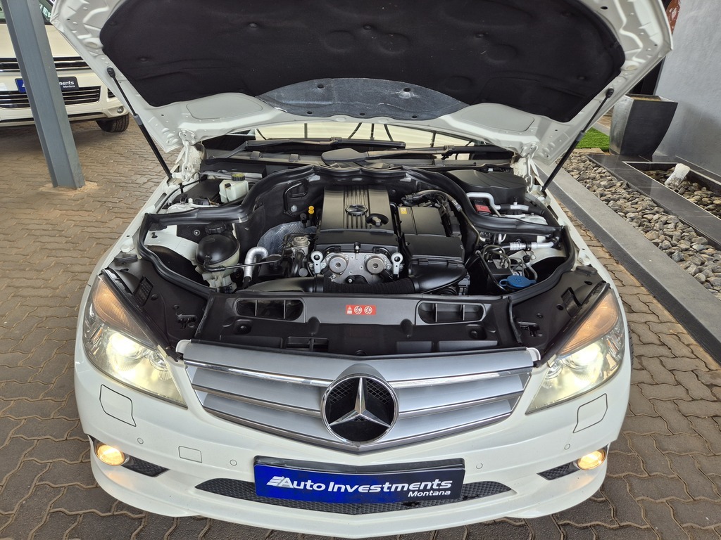 MERCEDES-BENZ C CLASS SEDAN C200 CGI BE AVANTGARDE A/T - 17