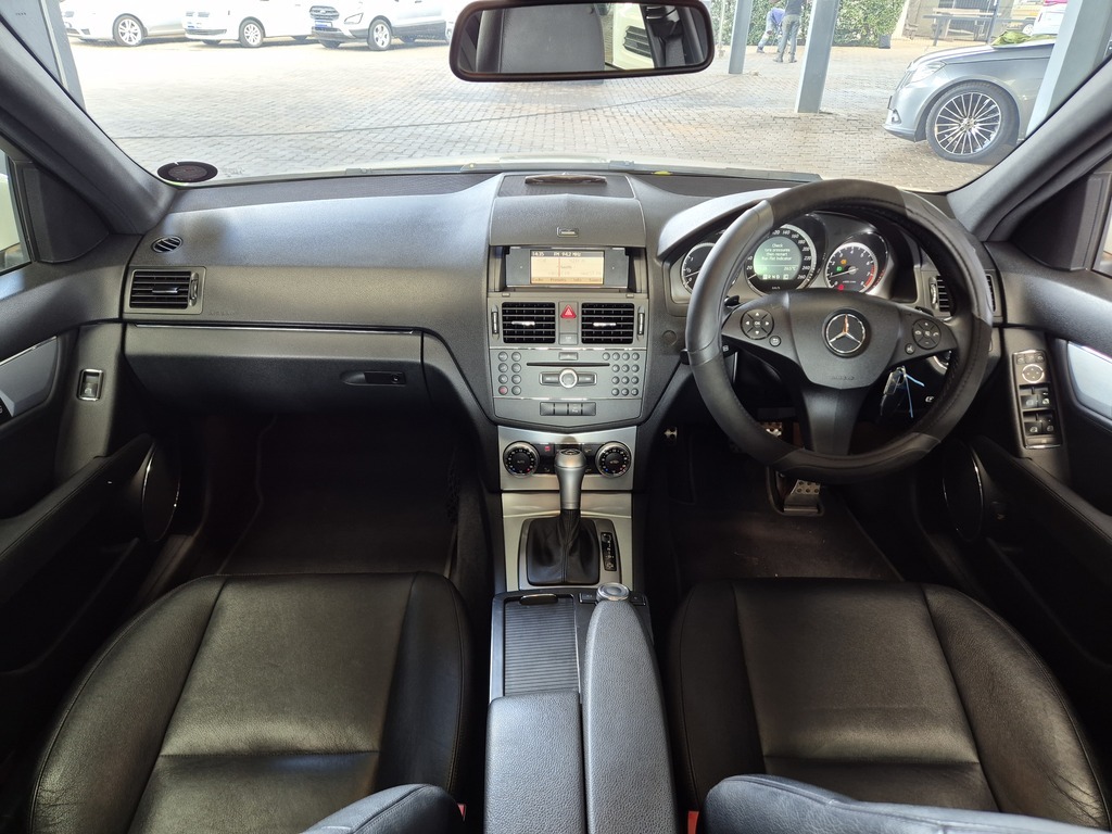 MERCEDES-BENZ C CLASS SEDAN C200 CGI BE AVANTGARDE A/T - 9