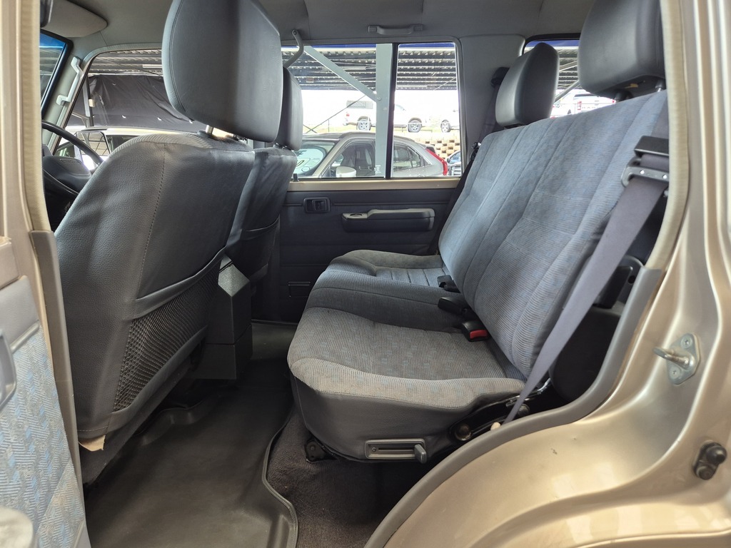 TOYOTA LANDCRUISER LANDCRUISER 70 4.2D S/W - 8