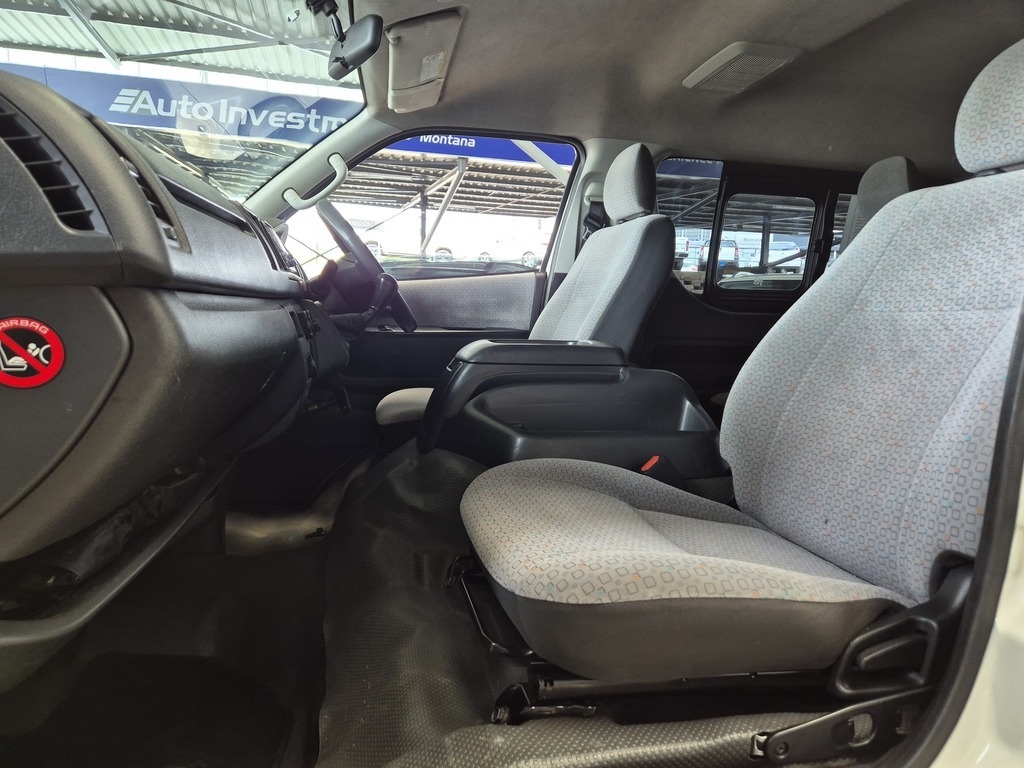 TOYOTA QUANTUM QUANTUM 2.7 10 SEAT - 10