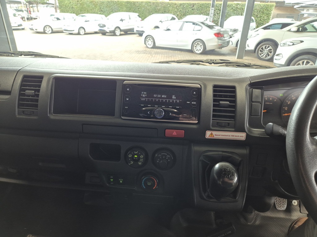 TOYOTA QUANTUM QUANTUM 2.7 10 SEAT - 14