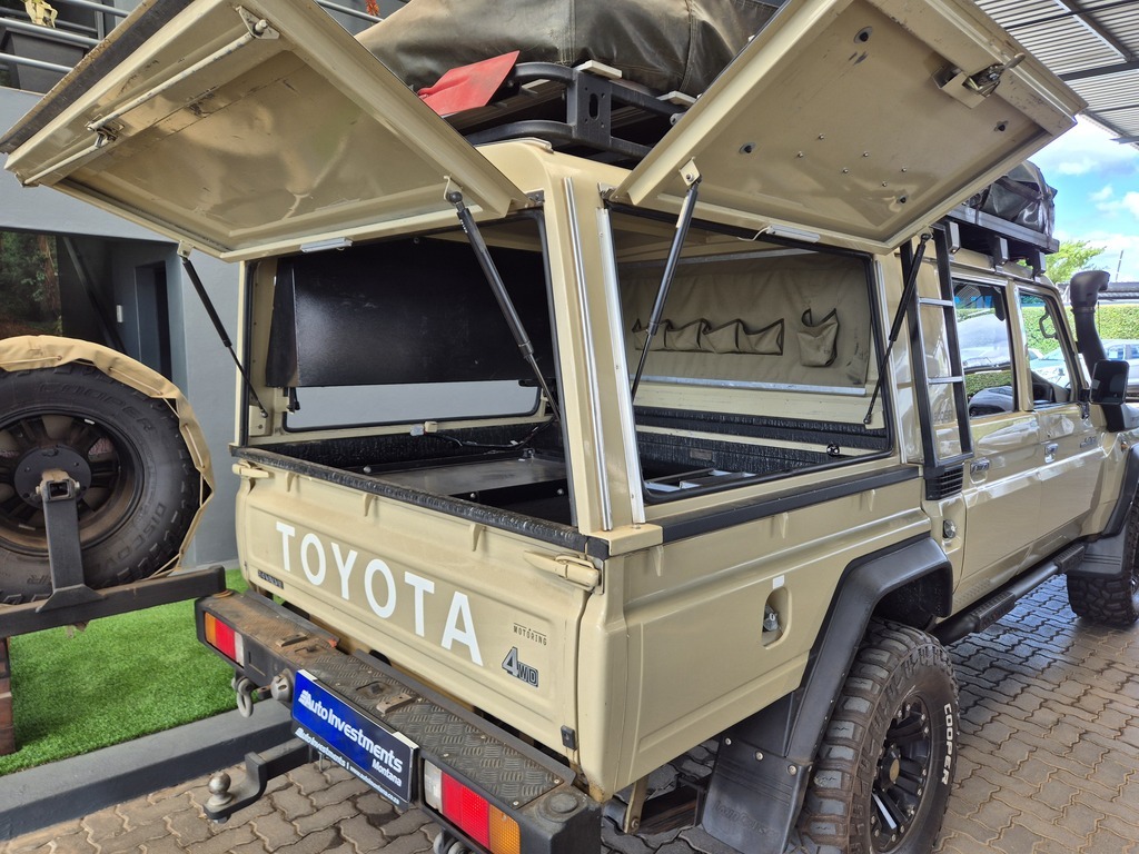 TOYOTA LAND CRUISER PICK UP LAND CRUISER 70 4.5P P/U S/C - 6