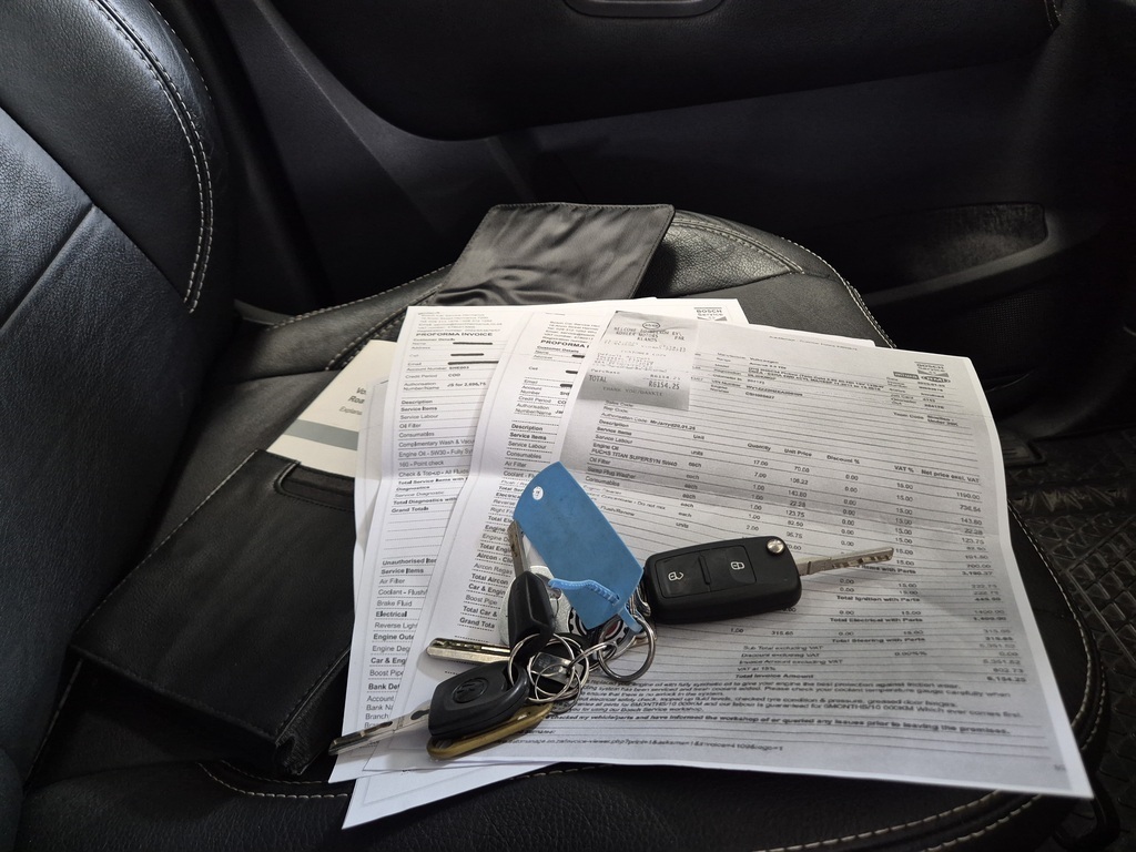 VOLKSWAGEN AMAROK AMAROK 2.0 BiTDi HIGHLINE 132KW 4MOT A/T D/C P/U - 13